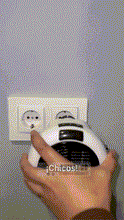 Cargar imagen en el visor de la galería, Mini Estufa Calentador Eléctrico 1350W - Enchufe Calefactor con Mando a Distancia y Pantalla LED
